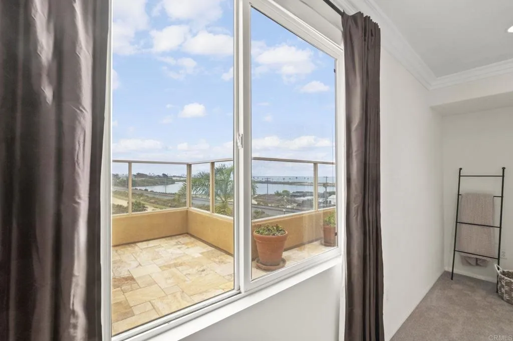 https://cdn.realtyfeed.com/cdn/127/306756762/2afc2363a5a90a9583b48fe630b7b609.webp