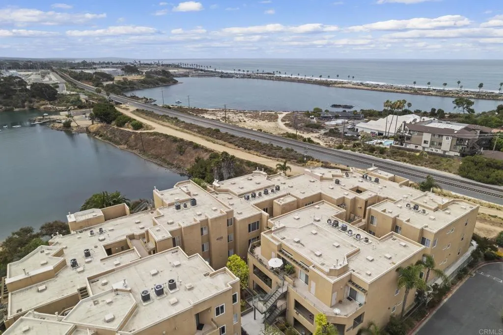 https://cdn.realtyfeed.com/cdn/127/306756762/5facb672c811938abb9c4d3ac5d40cf6.webp