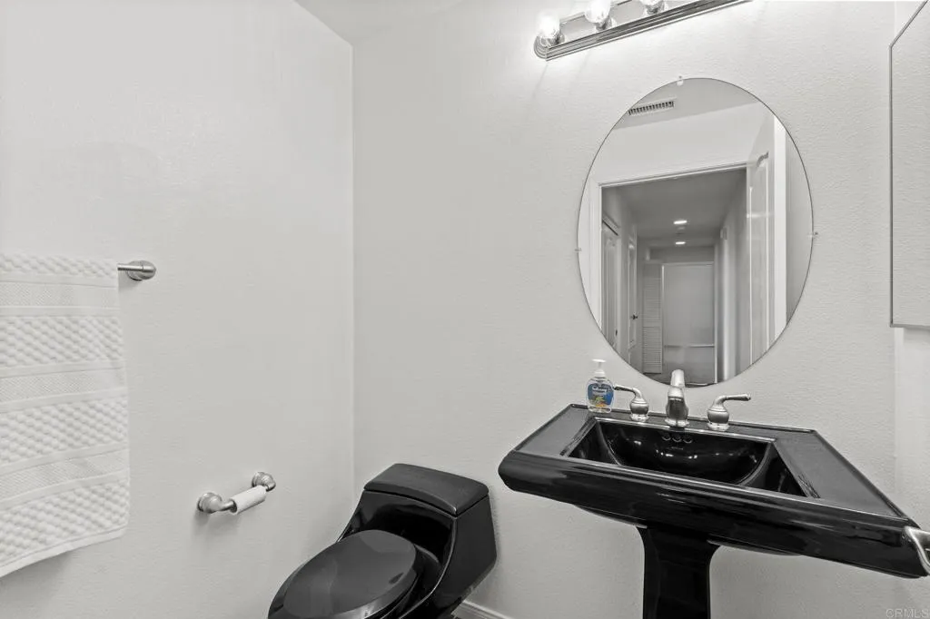 https://cdn.realtyfeed.com/cdn/127/306756762/ddc4505f8cfe6cf7366b7da4d65d9430.webp