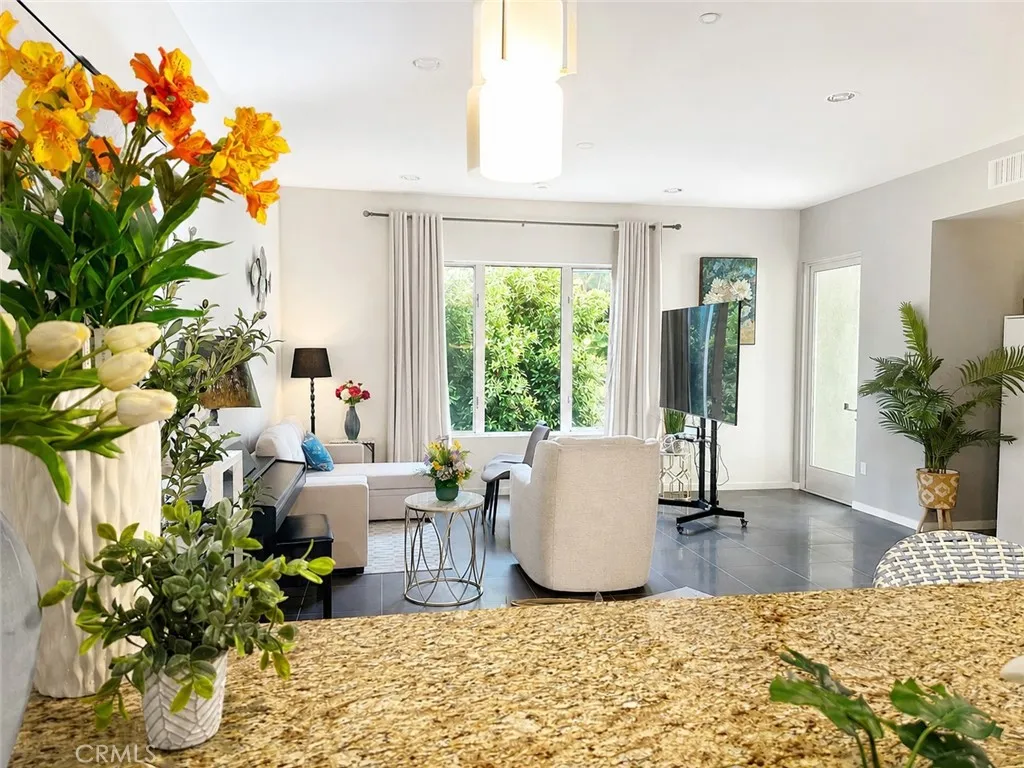 21 Gramercy Unit 204, Irvine, CA 92612 - Photo 3 of 28, Irvine, CA