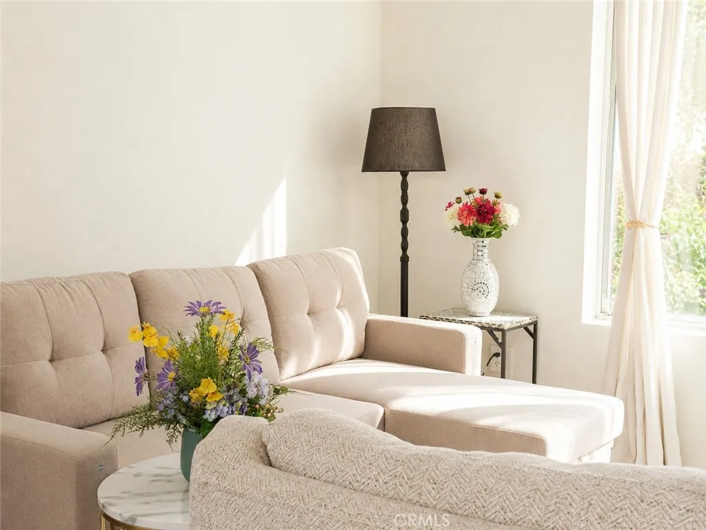 21 Gramercy Unit 204, Irvine, CA 92612 - Photo 4 of 28, Irvine, CA