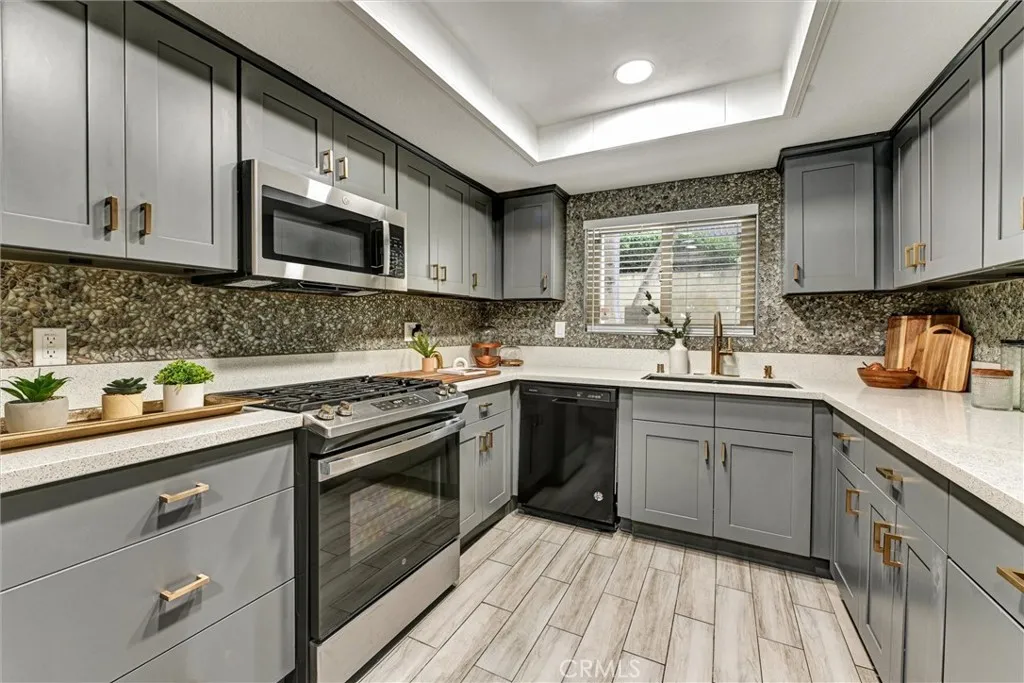 2101 E 21st Unit 114
