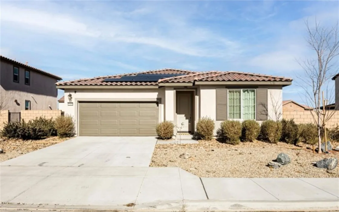 12438 Pinos Verde Ln, Victorville, CA 92392 - Photo 2 of 27, Victorville, CA