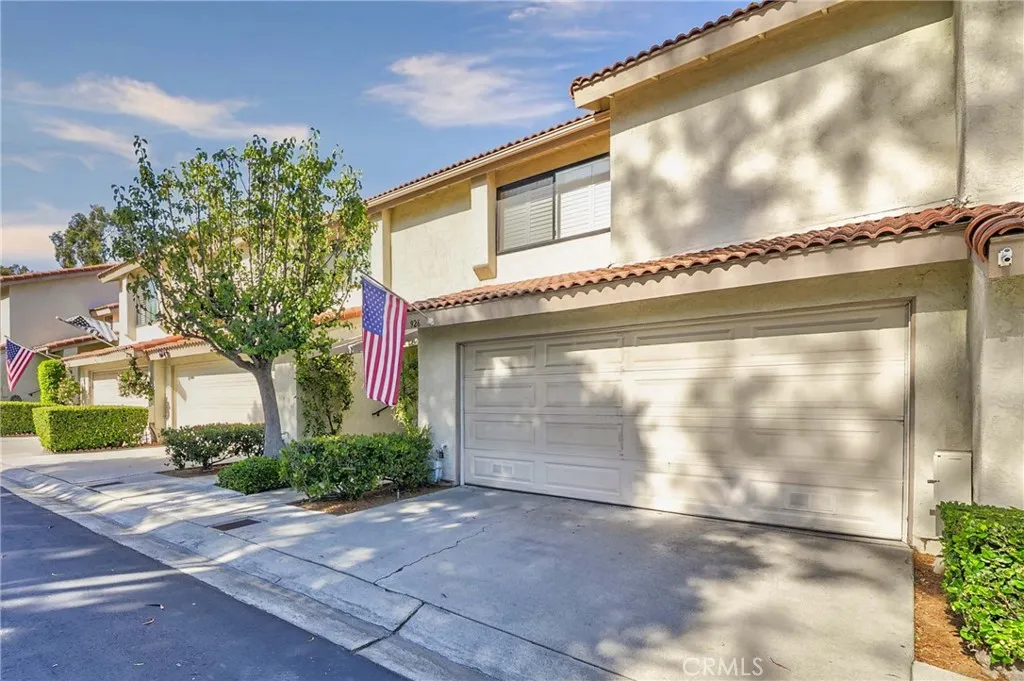 926 Whitewater, Fullerton, CA 92833 - Photo 3 of 29, Fullerton, CA