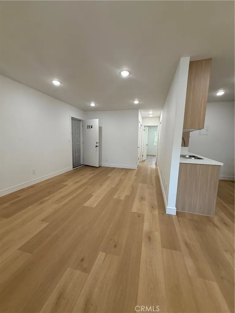 14805 Chase Street Unit 224, Panorama City, CA 91402 - Main photo, Panorama City, CA