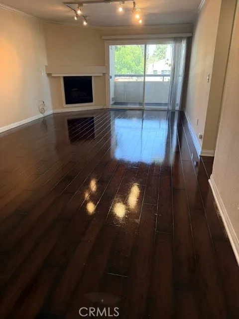 5545 Canoga, Woodland Hills, CA 91367 - Photo 5 of 37, Woodland Hills, CA