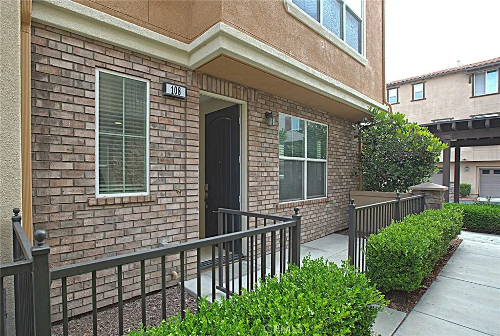 108 Aliso Ridge Loop, Mission Viejo, CA 92691 - Photo 5 of 38, Mission Viejo, CA