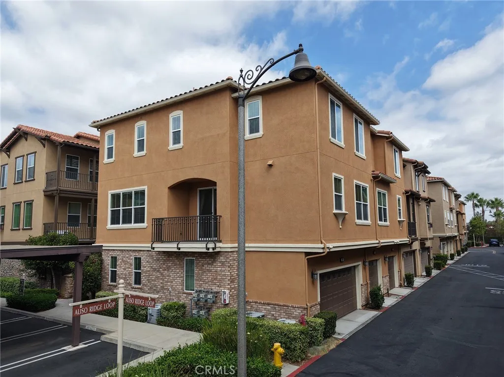 108 Aliso Ridge Loop, Mission Viejo, CA 92691 - Main photo, Mission Viejo, CA