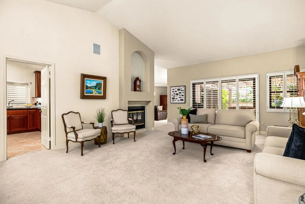 https://cdn.realtyfeed.com/cdn/127/306756866/080efa6703e7c52381c0abb9d029b4c0.webp