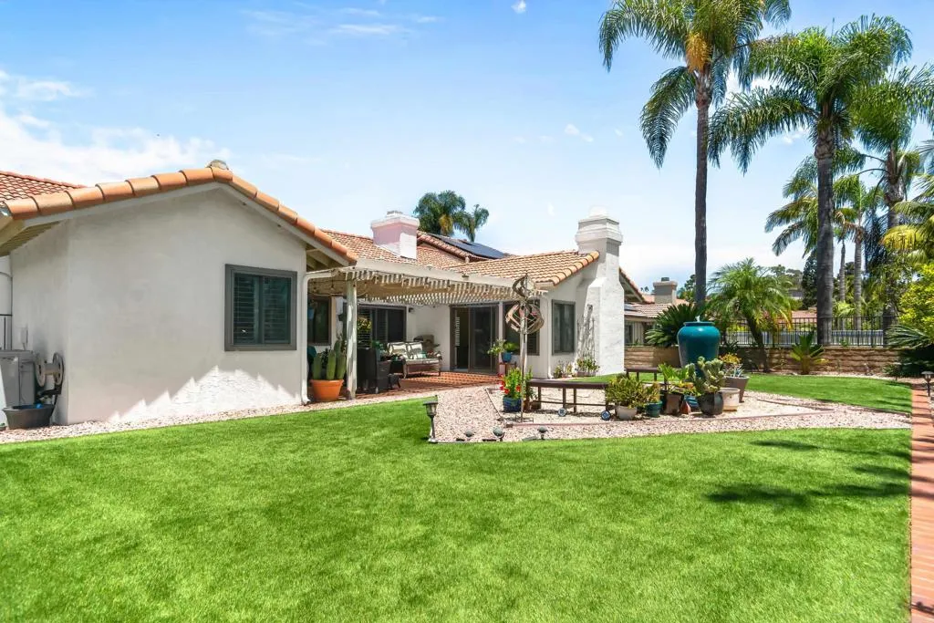 https://cdn.realtyfeed.com/cdn/127/306756866/38d018af7c87642b898eb197ad778810.webp