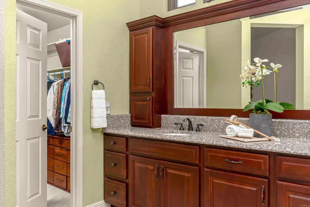 https://cdn.realtyfeed.com/cdn/127/306756866/e1e910ff54f8d8471bb810174b76d4f1.webp