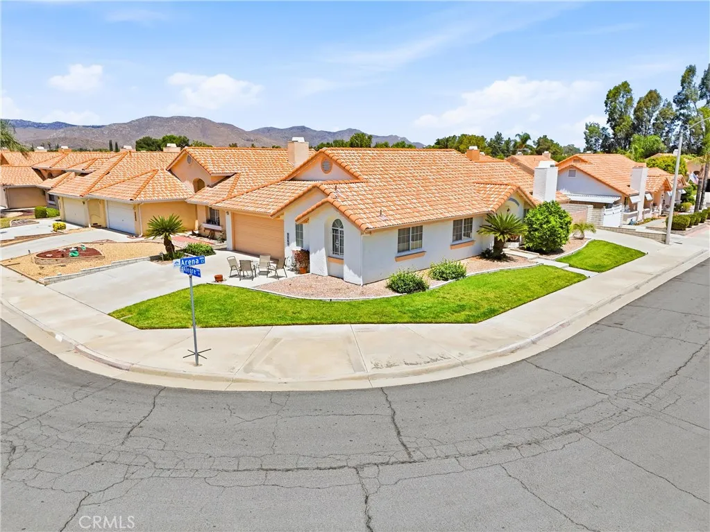 2562 Alegre Avenue, Hemet, CA 92545 - Main photo, Hemet, CA