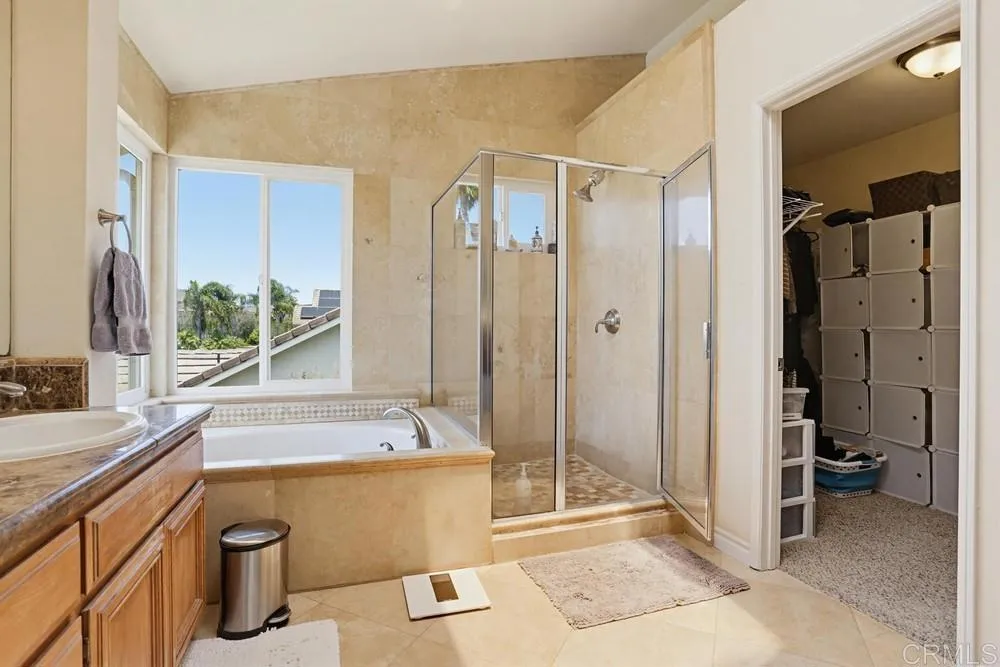 https://cdn.realtyfeed.com/cdn/127/306756878/210d6df99a1d3617218e95be8750d5c1.webp