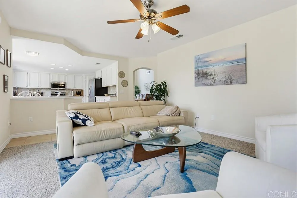 https://cdn.realtyfeed.com/cdn/127/306756878/8cfa8a840c1fd5c9ab7c195acdf08f93.webp