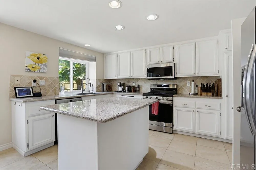 https://cdn.realtyfeed.com/cdn/127/306756878/eed5afa7609f64cd4e58f833a3f07077.webp