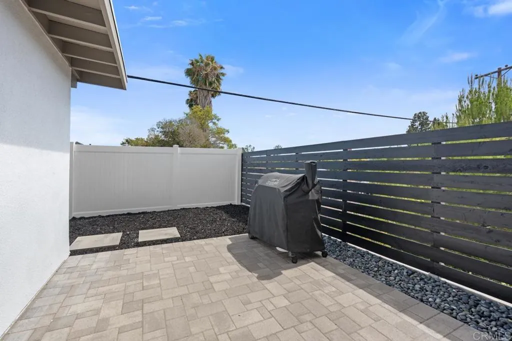 https://cdn.realtyfeed.com/cdn/127/306756894/2c3870357d2cdf1a968d851e17ad24cb.webp