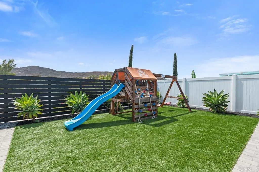 https://cdn.realtyfeed.com/cdn/127/306756894/b4b0eb21d9e7be618a1056c9f725e53f.webp
