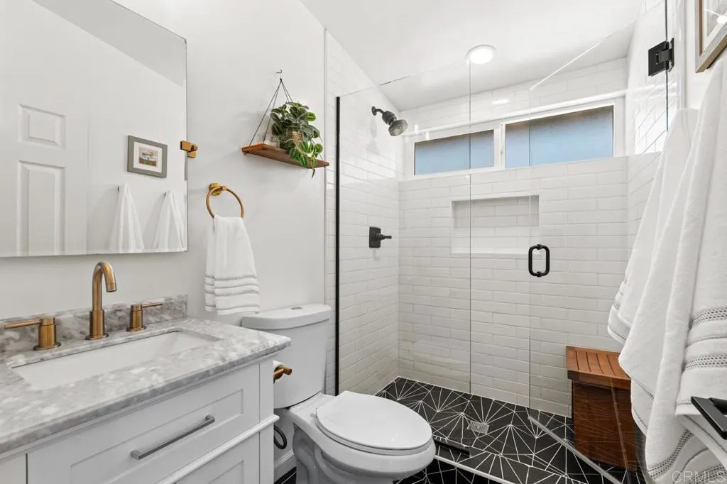 https://cdn.realtyfeed.com/cdn/127/306756894/e1f58a5dec2dacbb790781bb945b39b8.webp