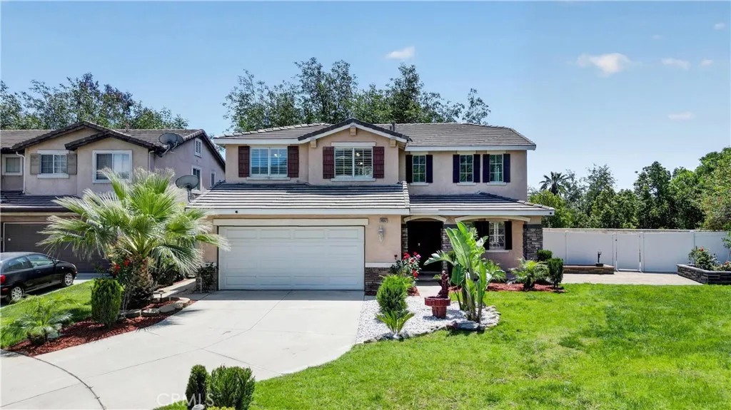 14007 Princeton Court, Fontana, CA 92336 - Photo 2 of 44, Fontana, CA