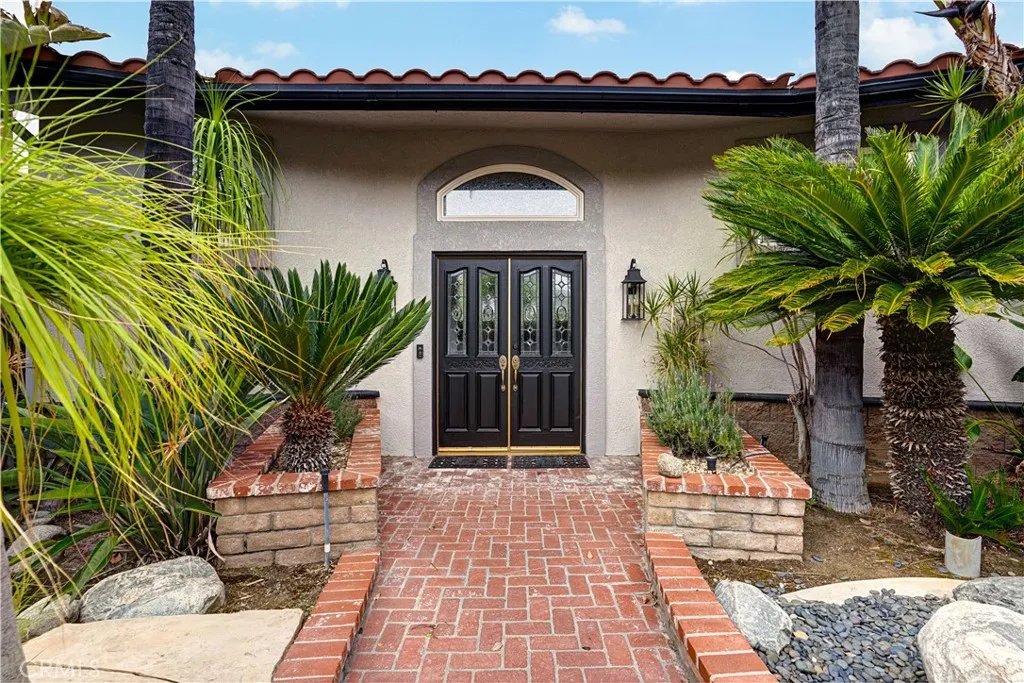 30405 Golden Gate, Canyon Lake, CA 92587 - Photo 4 of 75, Canyon Lake, CA