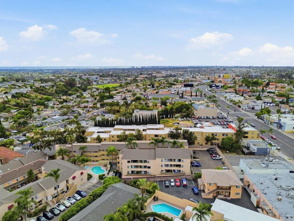 https://cdn.realtyfeed.com/cdn/127/306756900/c693d63c28e24f15bde51e5e0f457fd2.webp