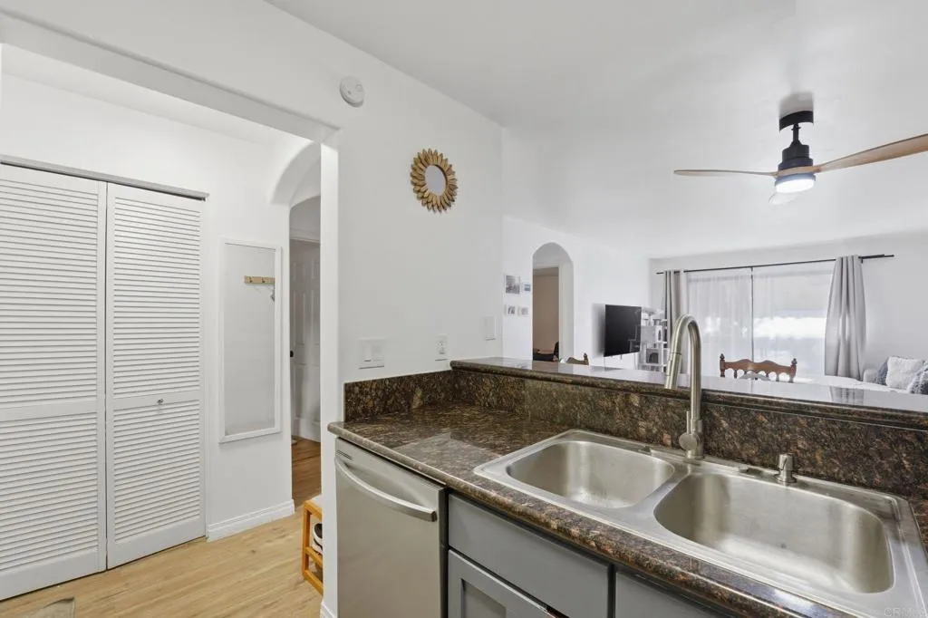 https://cdn.realtyfeed.com/cdn/127/306756900/dd09e2a0f55b7101e159801f205e3e45.webp
