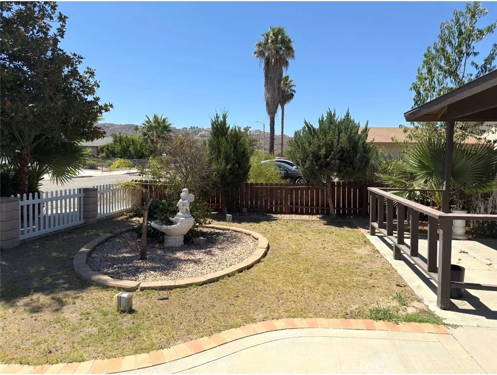 915 Marlyce, Hemet, CA 92543 - Photo 4 of 21, Hemet, CA