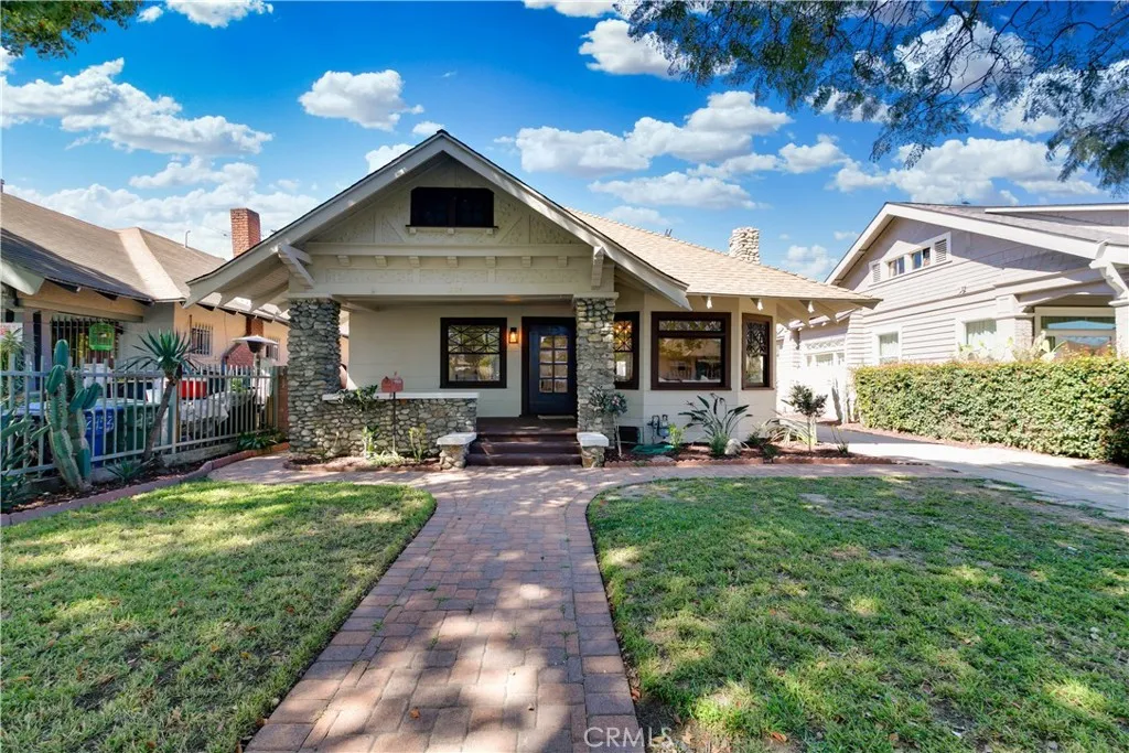 2947 S Hobart, Los Angeles, CA 90018 - Photo 2 of 48, Los Angeles, CA