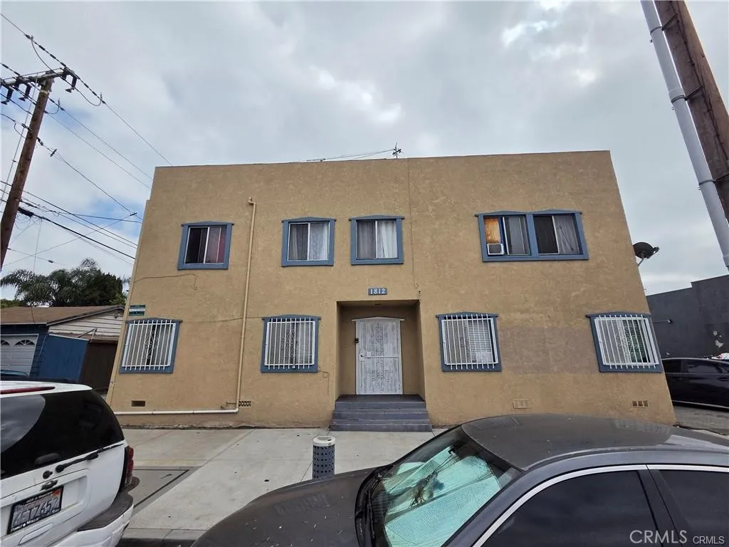 1561 W Pacific Coast Highway