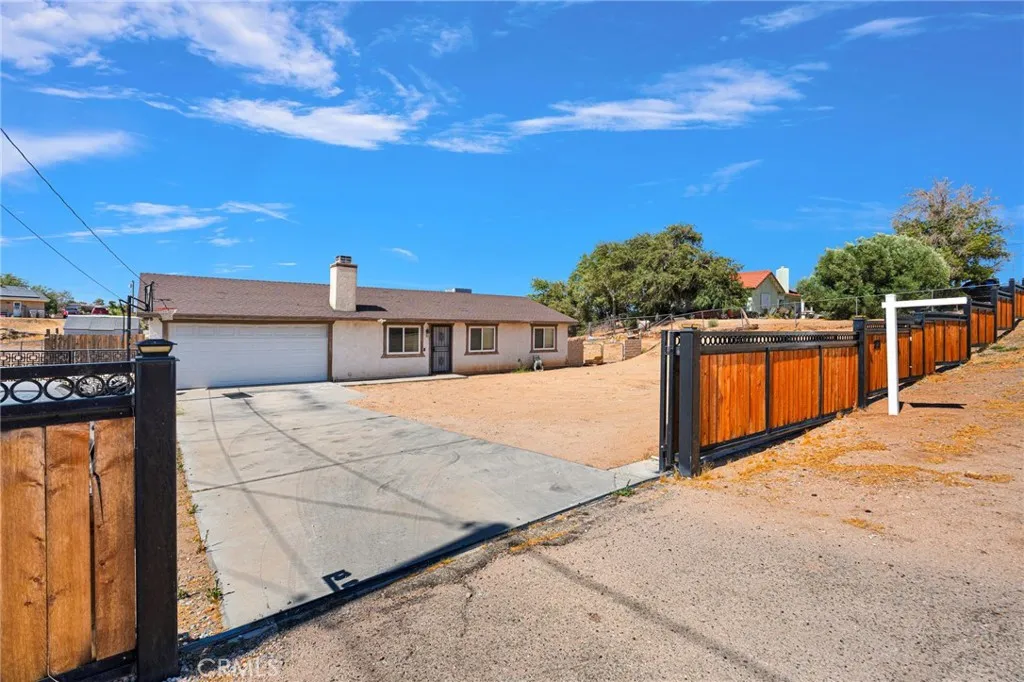 18128 Catalpa Street, Hesperia, CA 92345 - Main photo, Hesperia, CA