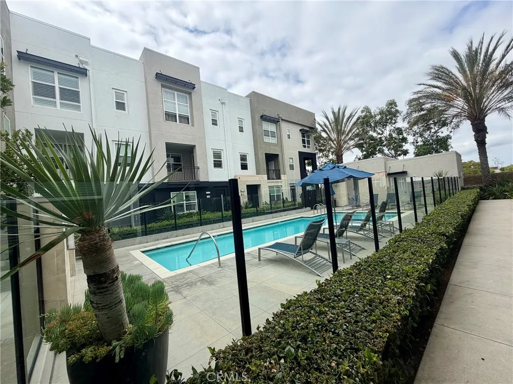 2258 Synergy, Irvine, CA 92614 - Photo 2 of 3, Irvine, CA