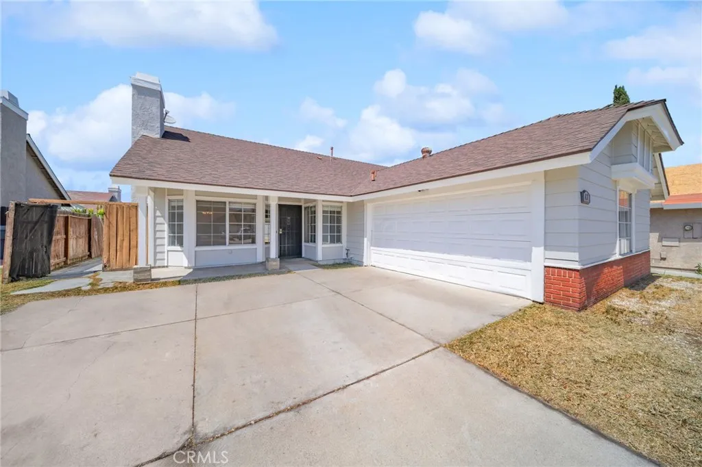 42 Whirlaway, Perris, CA 92571 - Photo 2 of 34, Perris, CA