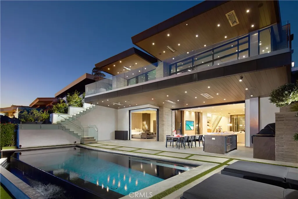 Corona Del Mar, CA 92625