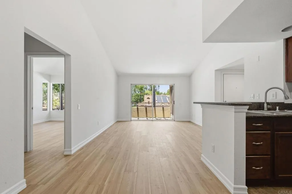 https://cdn.realtyfeed.com/cdn/127/306757002/9c1bc9370776f1a784167b4161a0ed58.webp