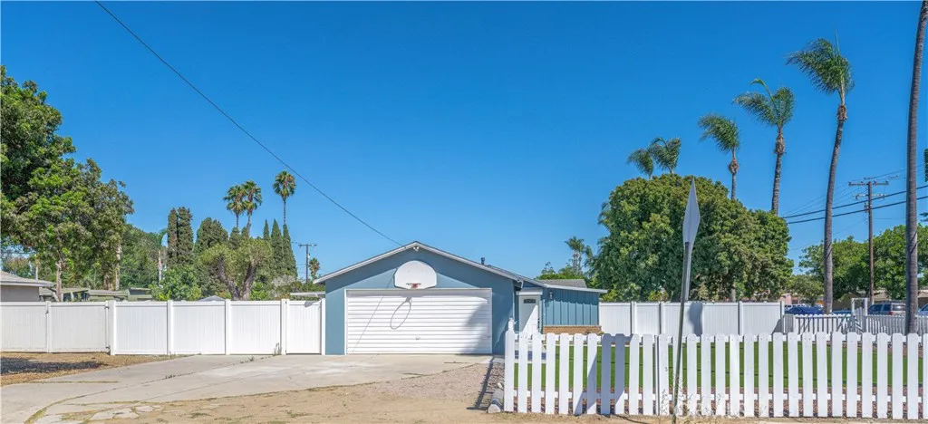 4301 W Lilac, Santa Ana, CA 92704 - Main photo, Santa Ana, CA