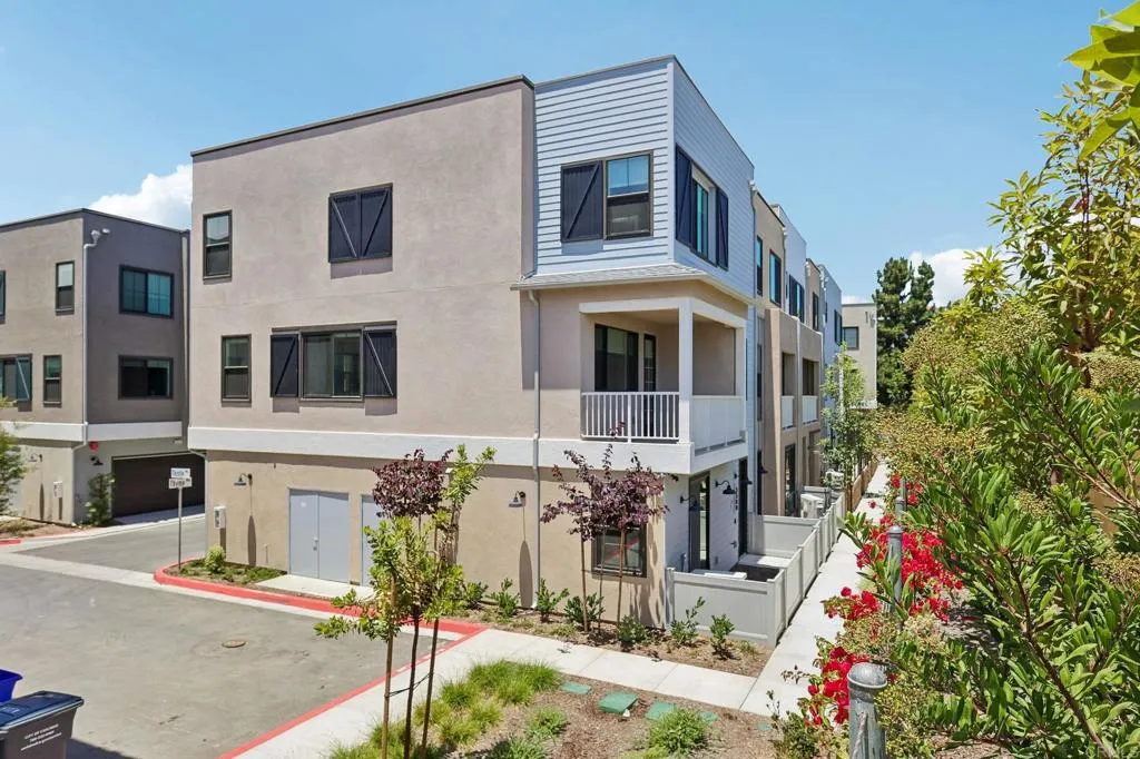 https://cdn.realtyfeed.com/cdn/127/306757058/5e20f66949fbd17e1b87afb2bf525087.webp
