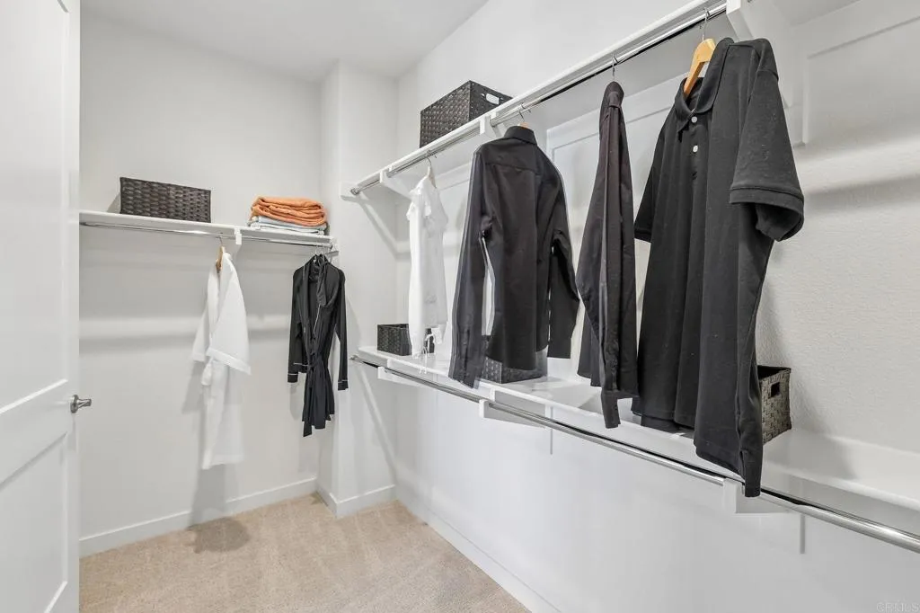 https://cdn.realtyfeed.com/cdn/127/306757058/b3ca6428a0e81b14f7203a6302392ee1.webp