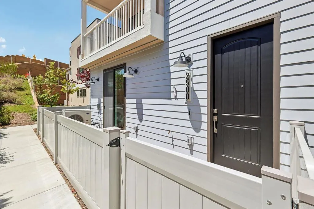 https://cdn.realtyfeed.com/cdn/127/306757058/c4151ce1b1ceb42b8561ccc0bfc89842.webp