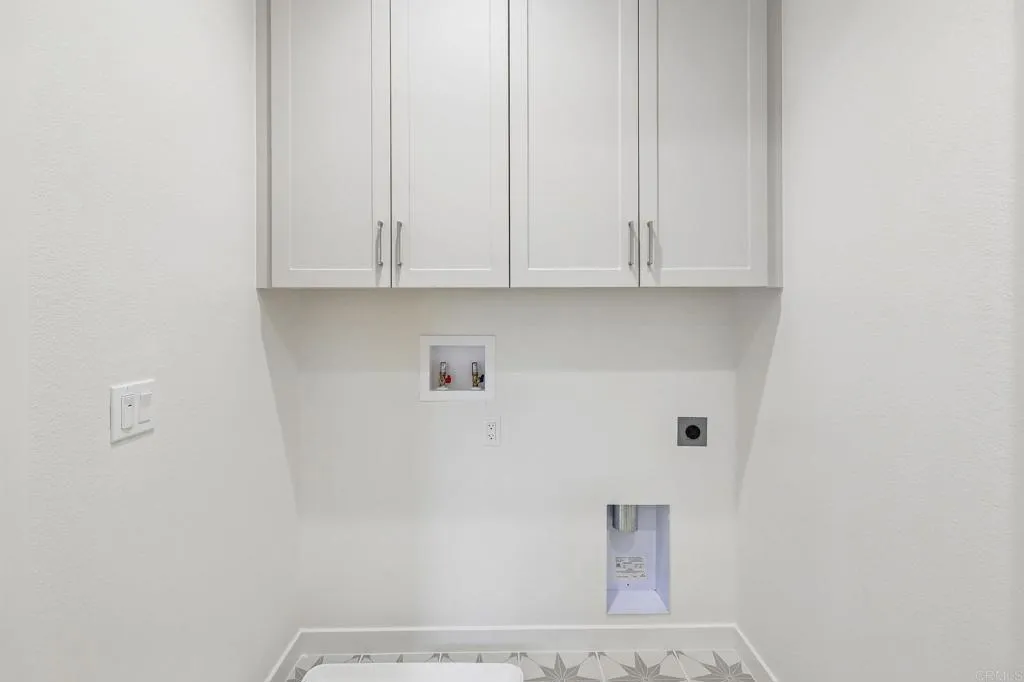 https://cdn.realtyfeed.com/cdn/127/306757058/d1e15bfa48422d0ebc273fe632b1918c.webp