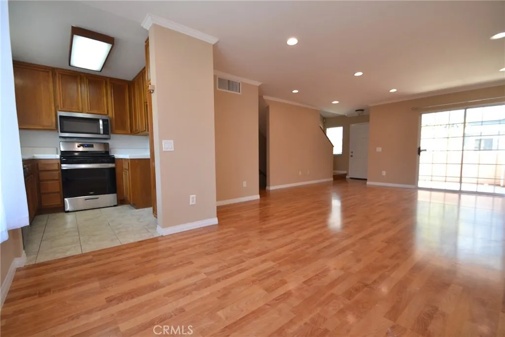 2800 Plaza Del Amo Unit 321, Torrance, CA 90503 - Photo 4 of 17, Torrance, CA