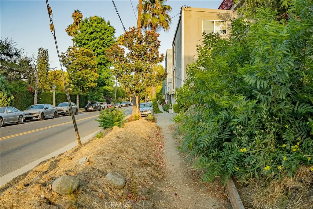 12448 Laurel Terrace Drive, Studio City, CA 91604 - Photo 2 of 17, Studio City, CA