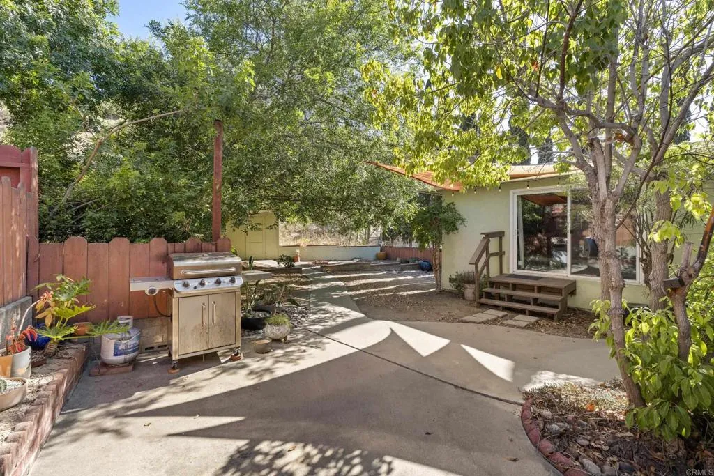 https://cdn.realtyfeed.com/cdn/127/306757149/4d3e5f52cf4f26d7d471db2f98d82a2c.webp