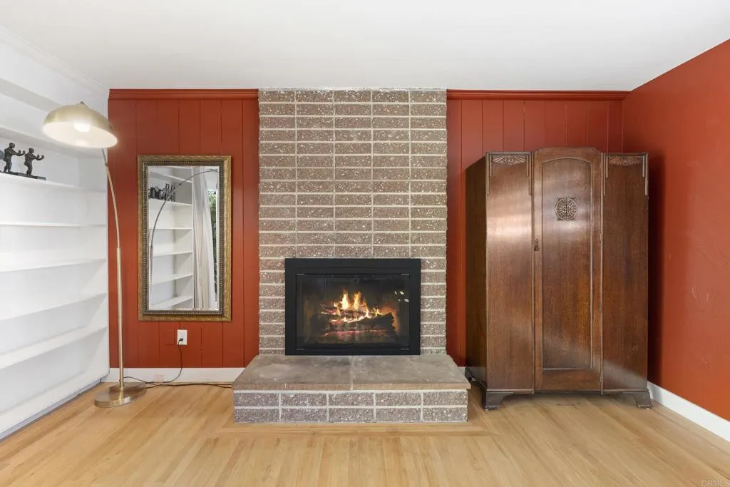 https://cdn.realtyfeed.com/cdn/127/306757149/dbbd8c229058b4d28ec2de1092bdd14f.webp