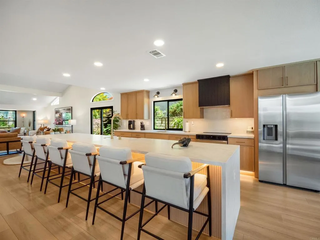 https://cdn.realtyfeed.com/cdn/127/306757152/310324f16afe86b0aa9c4dfead116ec3.webp