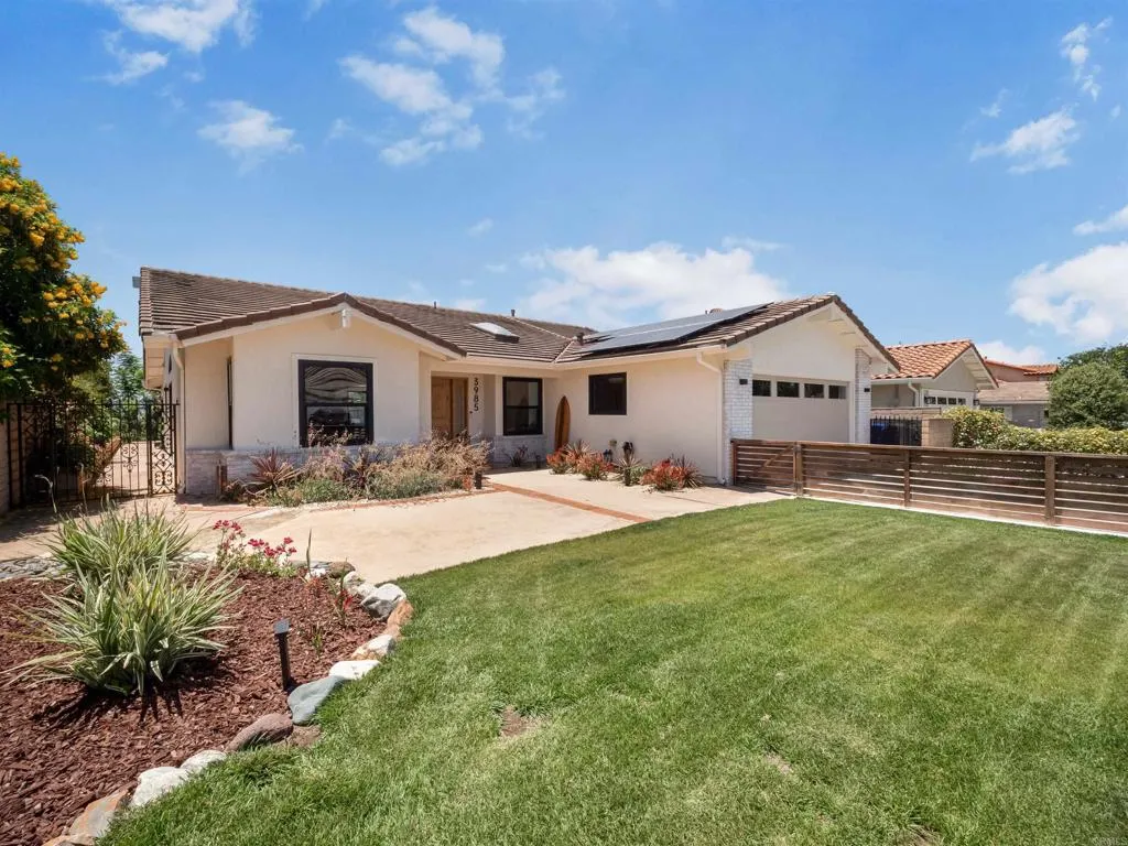 https://cdn.realtyfeed.com/cdn/127/306757152/4d71684f377943307666780aff5621c8.webp