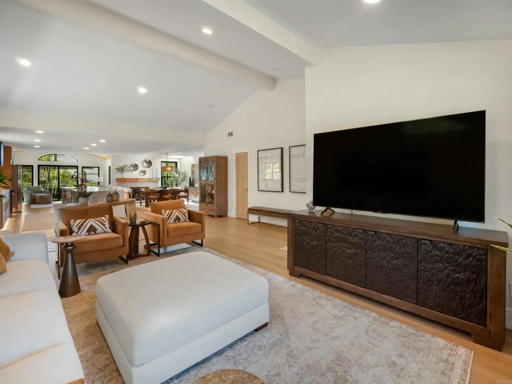 https://cdn.realtyfeed.com/cdn/127/306757152/4e73a611a821f4183ccf436f5fd8da4e.webp