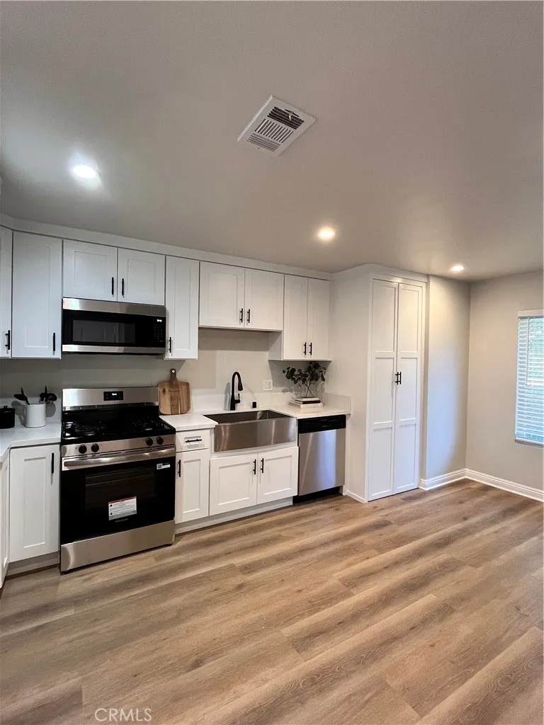 171 Racquet Club Drive, Compton, CA 90220 - Photo 3 of 23, Compton, CA