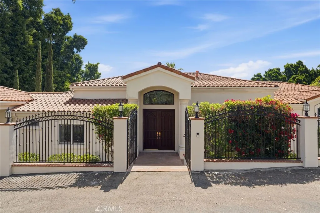 1852 La Loma, North Tustin, CA 92705 - Photo 2 of 42, North Tustin, CA