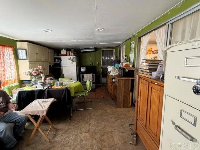 https://cdn.realtyfeed.com/cdn/127/306757169/abefb835c67f8d44637a821f6f97c718.webp