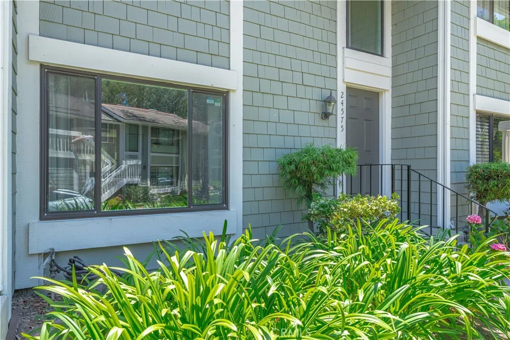 24575 Copper Cliff Court Unit 7, Lake Forest, CA 92630 - Photo 4 of 42, Lake Forest, CA